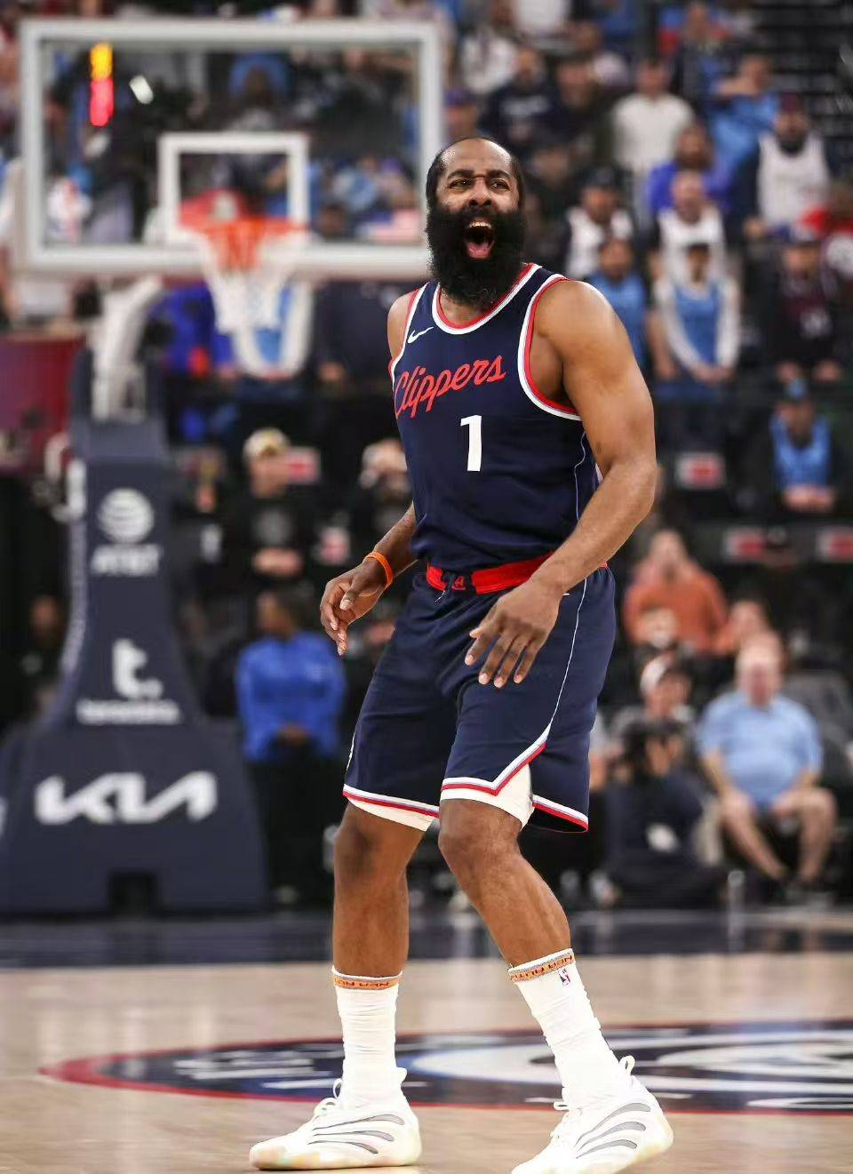 爱游戏平台国际比赛日NBA总决赛传出新动向；罗马绝杀压哨；管理层表态：底气十足；数据趋势出现新变化的简单介绍
